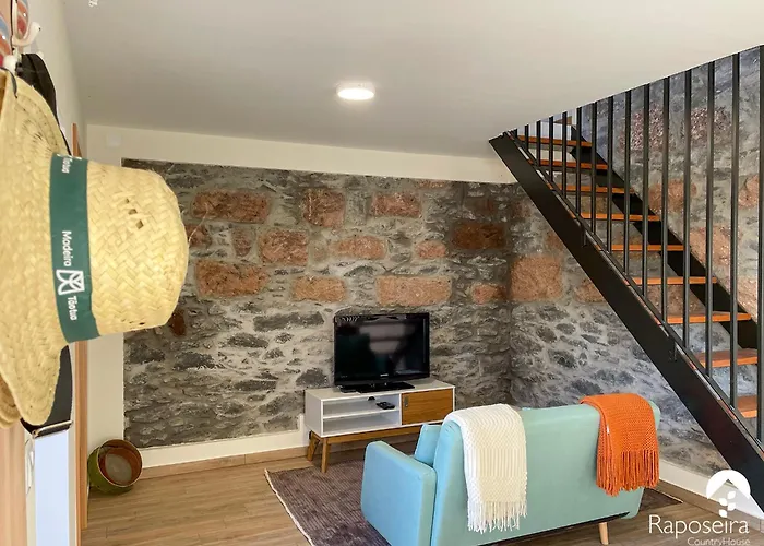 別荘 Raposeira カリェタ